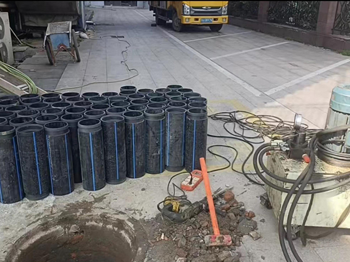 长武PE置换管厂家 DN315置换管 非开挖管短管置换